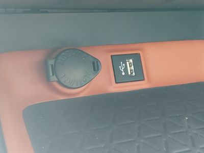 2024 Toyota RAV4 - Photo 18