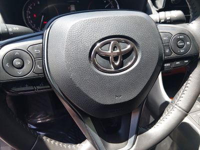 2024 Toyota RAV4 - Photo 12