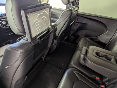 2026 Chrysler Pacifica — photo 16 view