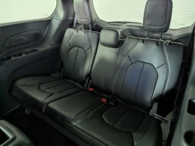 2026 Chrysler Pacifica — photo 17 view
