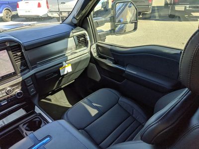 2026 Ford F-350SD - Photo 15