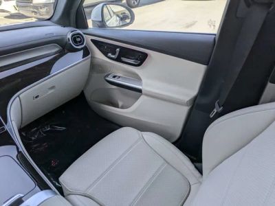 2024 Mercedes-Benz GLC — photo 16 view