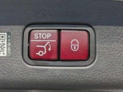 2024 Mercedes-Benz GLC — photo 12 view