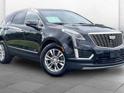 2020 Cadillac XT5 Premium Luxury AWD in Stellar Black Metallic — front three-quarter view