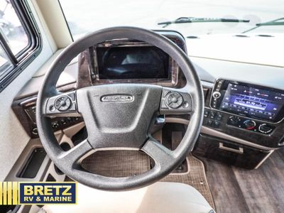 2023 Thor Motor Coach Palazzo — photo 9 view