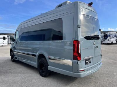 2027 Grech RV STRADA-ION - Photo 31
