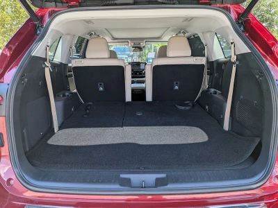 2021 Toyota Highlander — photo 13 view