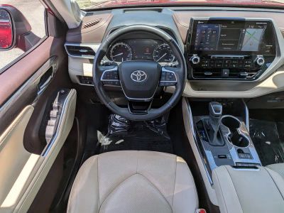 2021 Toyota Highlander — photo 19 view