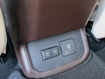 2021 Toyota Highlander — photo 16 view