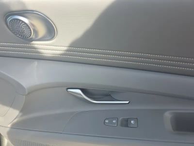 2026 Hyundai Elantra — photo 21 view