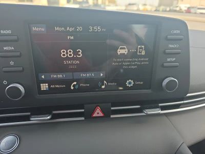2026 Hyundai Elantra — photo 11 view