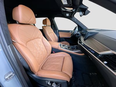 2023 BMW X7 - Photo 30