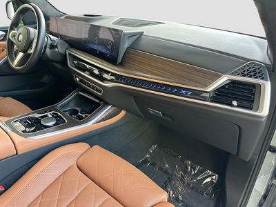 2023 BMW X7 - Photo 31