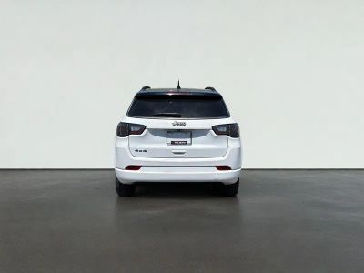 2022 Jeep Compass — interior view