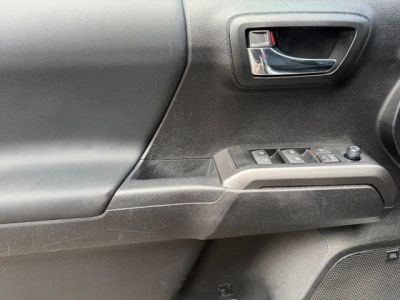 2023 Toyota Tacoma — photo 15 view