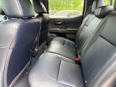 2023 Toyota Tacoma — photo 11 view