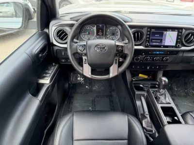 2023 Toyota Tacoma — photo 14 view