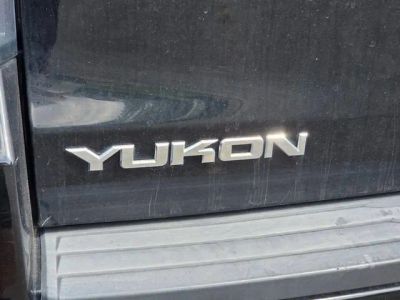 2017 GMC Yukon — detail view