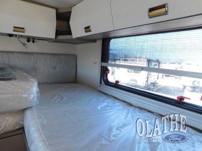 2027 Winnebago VIEW - Photo 8