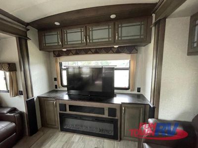 2018 Keystone RV Montana - Photo 15