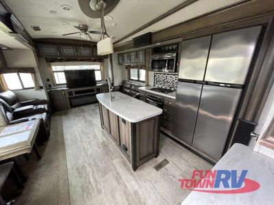 2018 Keystone RV Montana - Photo 7