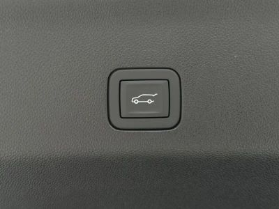 2026 Chevrolet Tahoe - Photo 18