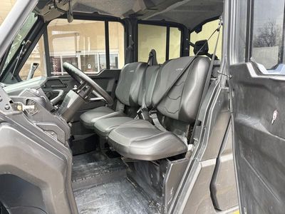 2025 Can-Am Defender MAX Limited HD10 — photo 15 view