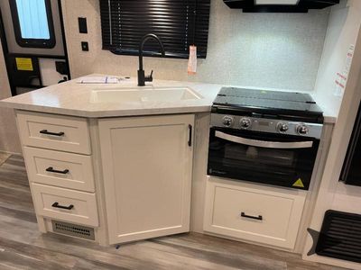 2025 Jayco Jay Flight SLX - Photo 15