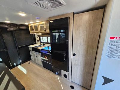 2026 Forest River RV Cherokee Grey Wolf Black Label - Photo 31