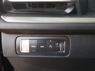 2025 Chevrolet Traverse - Photo 13