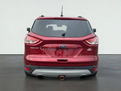 2016 Ford Escape — detail view