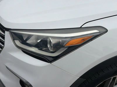 2018 Hyundai Santa Fe — photo 9 view