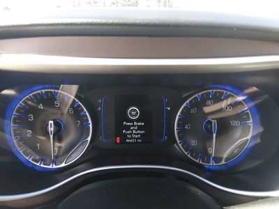2024 Chrysler Voyager - Photo 14