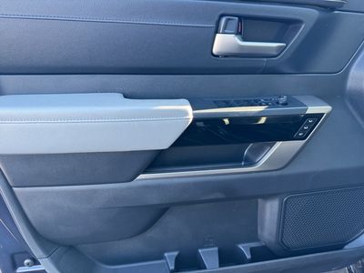 2022 Toyota Tundra 4WD - Photo 9