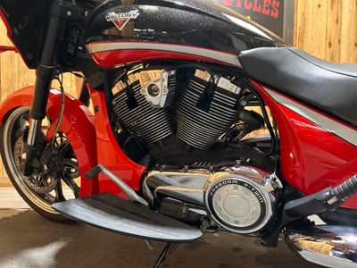 2016 Victory Magnum - Photo 6