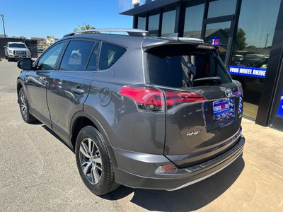 2017 Toyota RAV4 - Photo 6