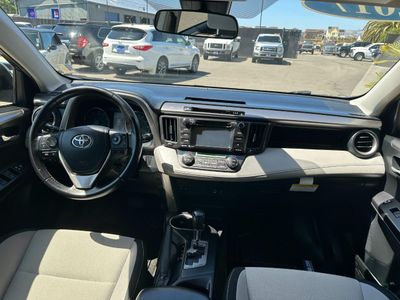 2017 Toyota RAV4 - Photo 17
