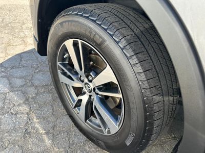 2017 Toyota RAV4 - Photo 21