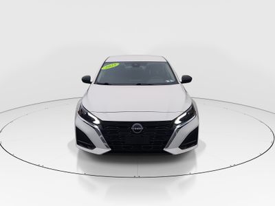 2025 Nissan Altima - Photo 2