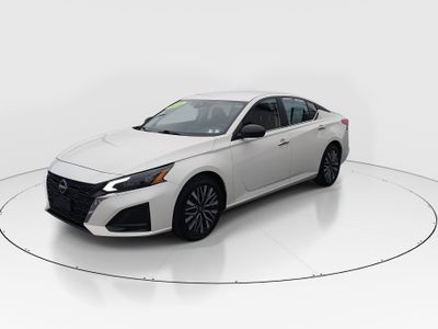 2025 Nissan Altima - Photo 3