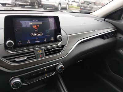 2025 Nissan Altima - Photo 21