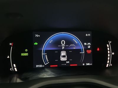 2025 Toyota Camry — photo 11 view