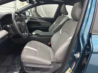 2025 Toyota Camry — photo 16 view