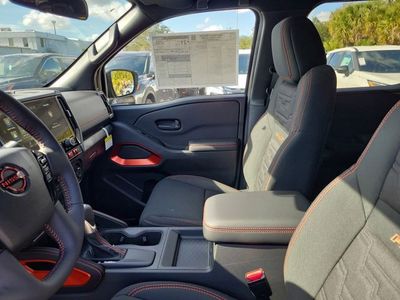 2026 Nissan Frontier - Photo 8