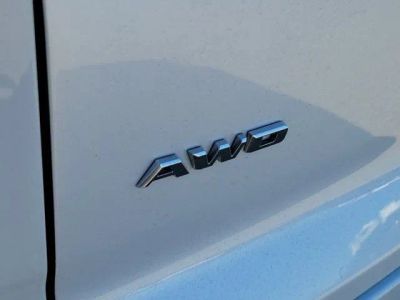 2021 Cadillac XT4 — photo 12 view