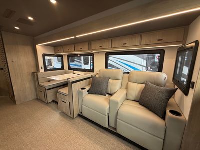 2026 Grand Lineage Series F - Photo 9