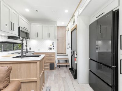 2026 Forest River Sierra - Photo 43