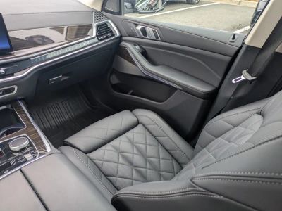 2025 BMW X7 — photo 17 view