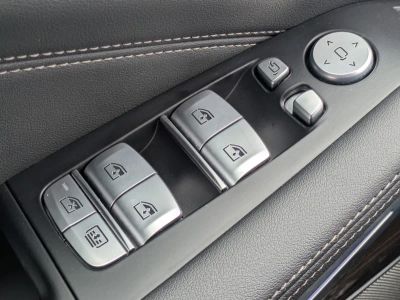 2025 BMW X7 — photo 24 view