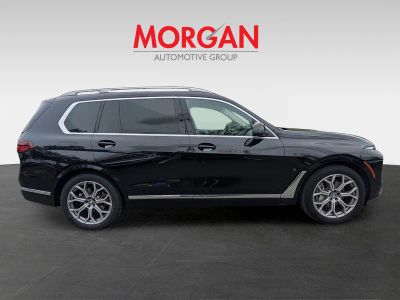2025 BMW X7 — rear three-quarter view
